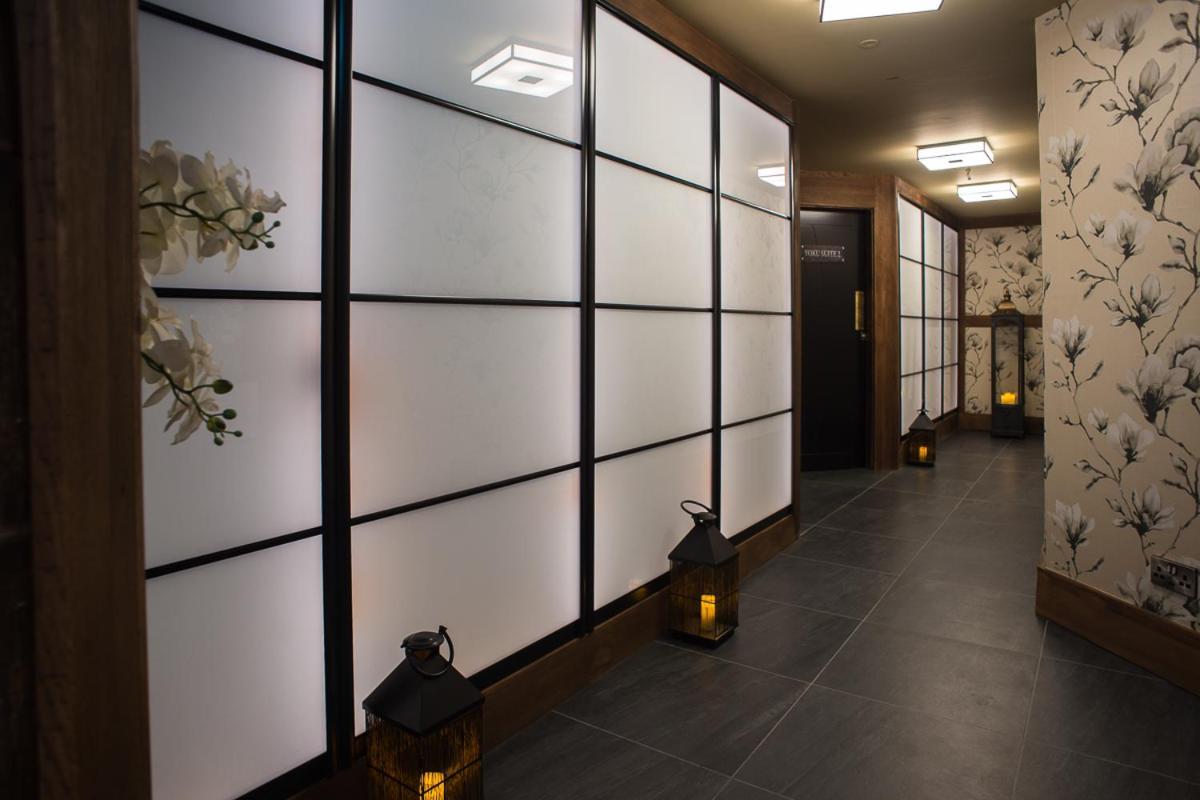 Holyrood Hotel - Leisure Centre & The Spa At Orchids バンドラン エクステリア 写真